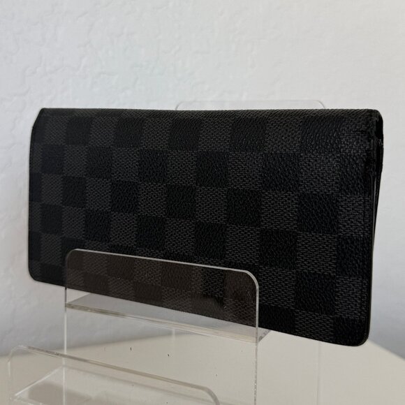 Louis Vuitton Damier Graphite Wallet - Picture 1 of 5